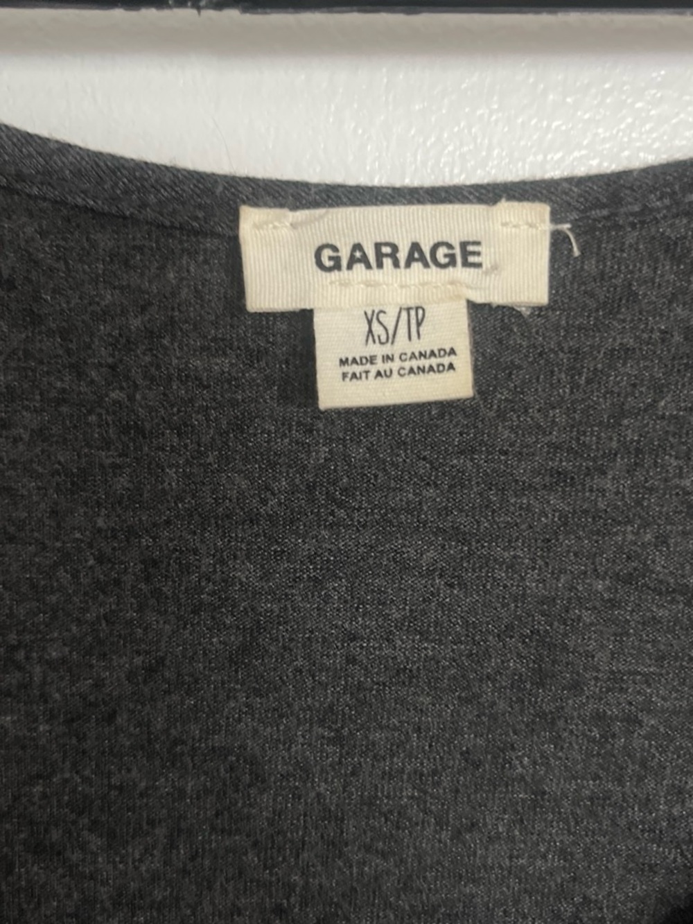 Garage along Sleeve Dress - Picture 3 of 3